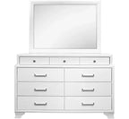 Miroir encadré blanc au design contemporain simple, accent élégant pour commodes dans la chambre